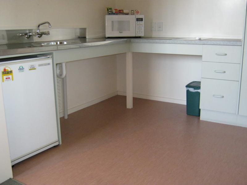 Acorn Estate Motel Мастертон Экстерьер фото