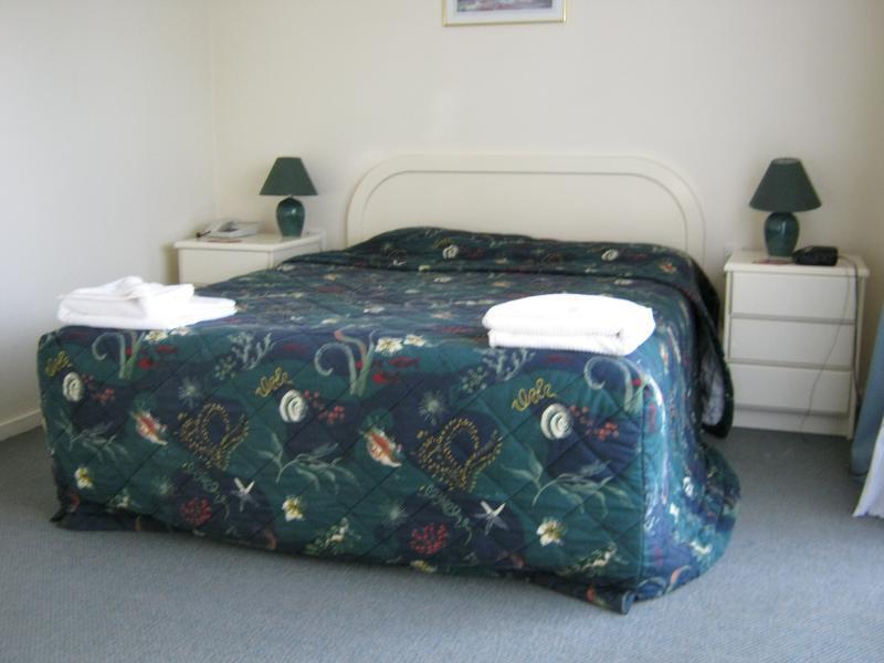 Acorn Estate Motel Мастертон Экстерьер фото
